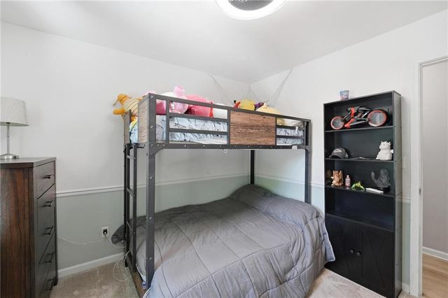 2916 S 14th Street, Leavenworth, KS 66048