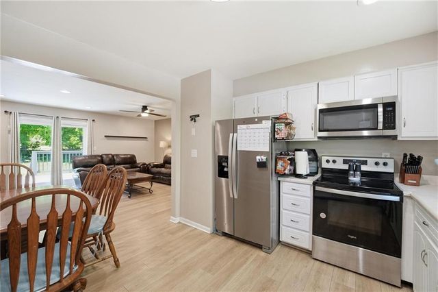 2916 S 14th Street, Leavenworth, KS 66048