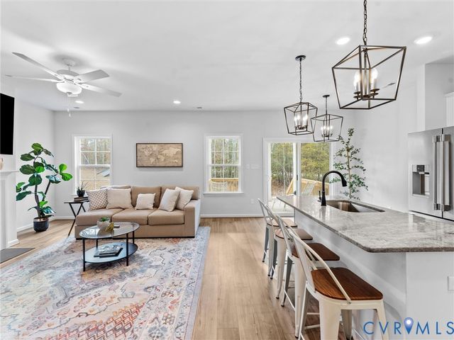 6460 Quinlynn Pl, Chesterfield, VA 23112