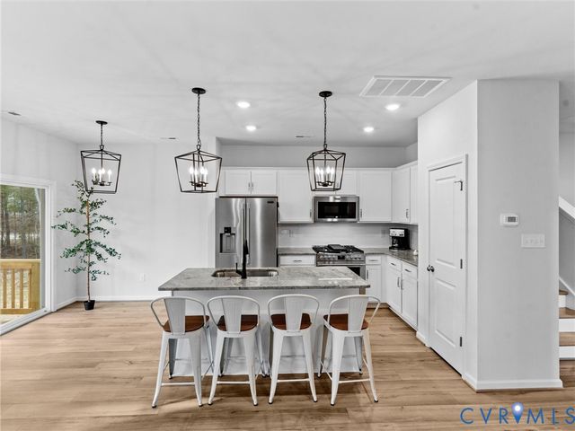 6460 Quinlynn Pl, Chesterfield, VA 23112