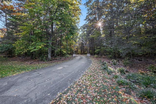 3424 Scenic Drive, North Muskegon, MI 49445