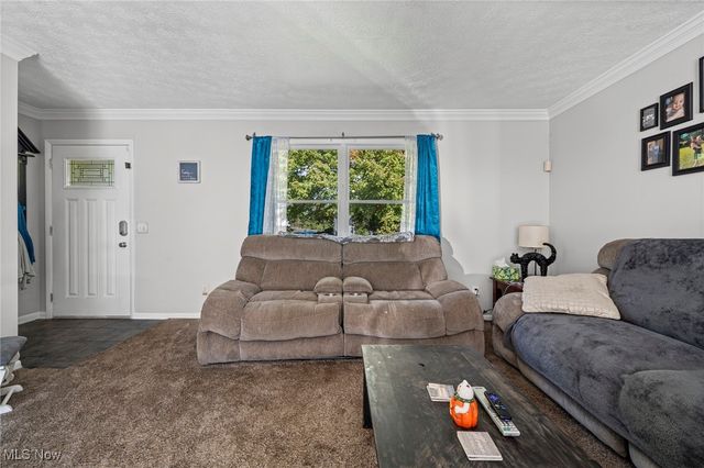 252 Saxe Road, Mogadore, OH 44260