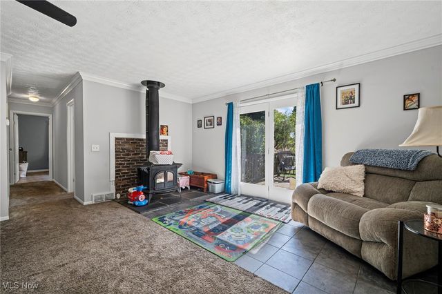 252 Saxe Road, Mogadore, OH 44260