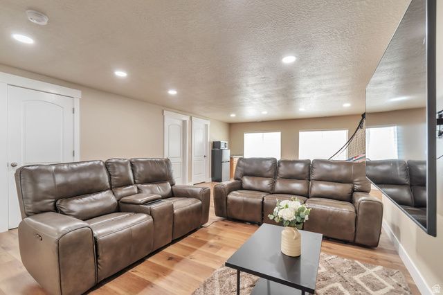 13038 S TOWER RIDGE DR, Riverton, UT 84096