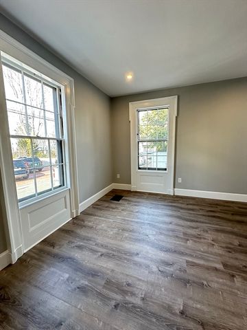 6 Monroe Street 102, Salem, MA 01970