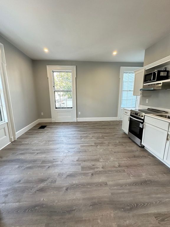 6 Monroe Street 102, Salem, MA 01970