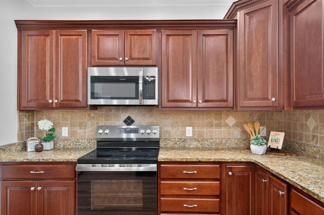 6924 Neville Drive, Ooltewah, TN 37363