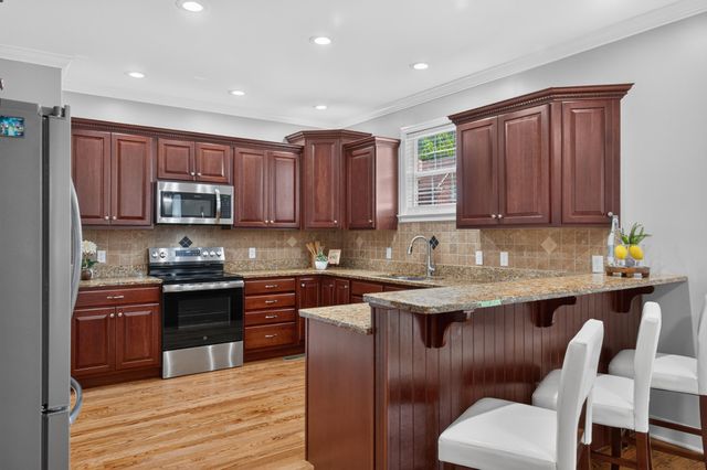 6924 Neville Drive, Ooltewah, TN 37363