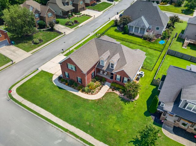 6924 Neville Drive, Ooltewah, TN 37363