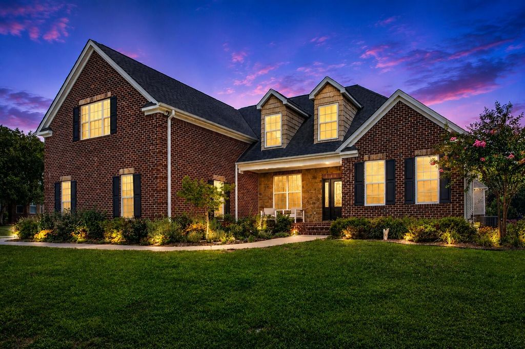 6924 Neville Drive, Ooltewah, TN 37363