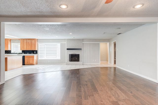 5407 7th Street, Lubbock, TX 79416