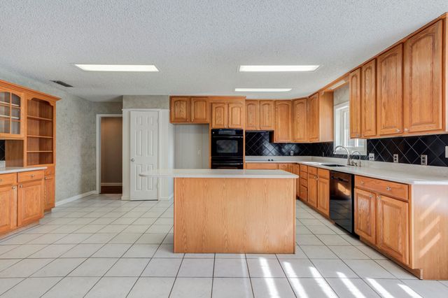 5407 7th Street, Lubbock, TX 79416