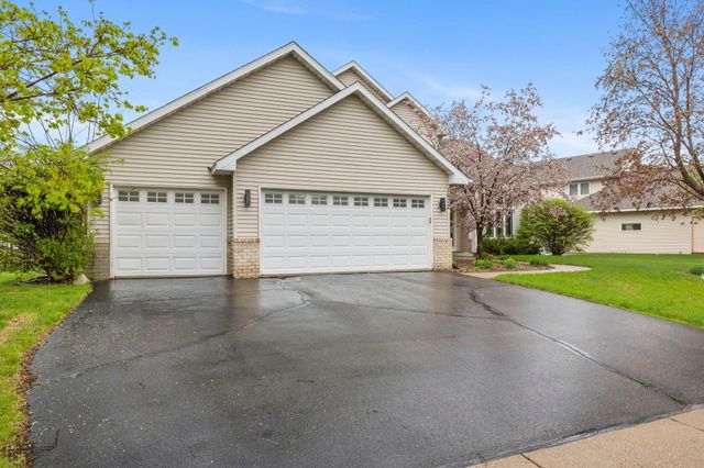 1672 Windsor Drive S, Shakopee, MN 55379
