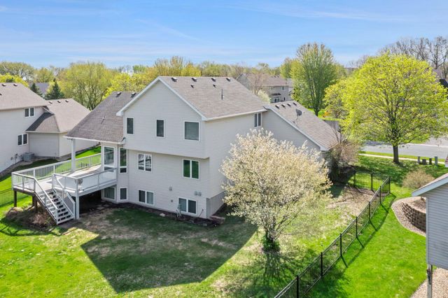 1672 Windsor Drive S, Shakopee, MN 55379