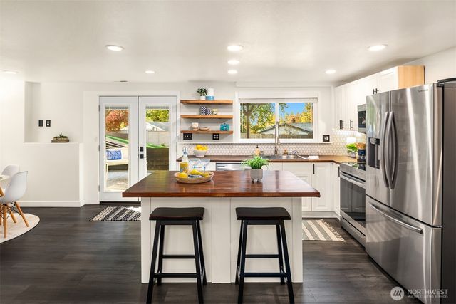 20529 103rd Avenue SE, Kent, WA 98031