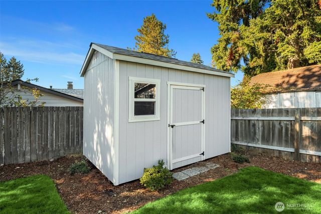 20529 103rd Avenue SE, Kent, WA 98031