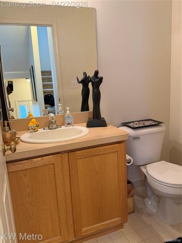 25409 Saint James, Southfield, MI 48075