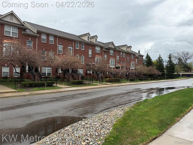 25409 Saint James, Southfield, MI 48075