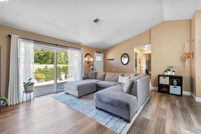 906 Villa Terrace, Brentwood, CA 94513