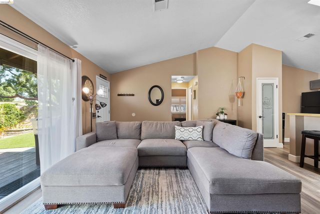 906 Villa Terrace, Brentwood, CA 94513