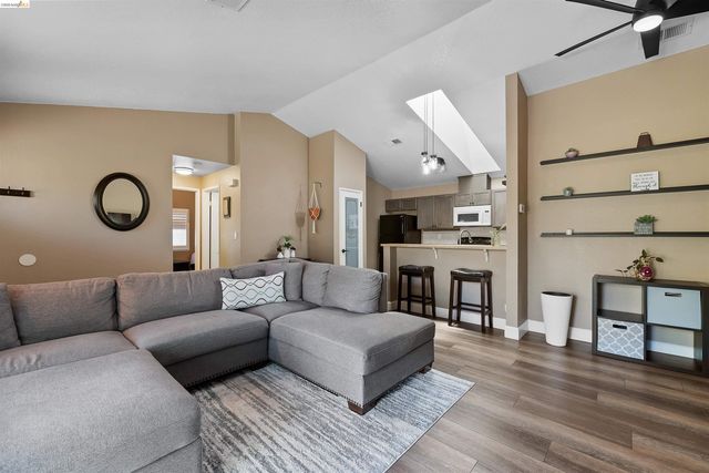 906 Villa Terrace, Brentwood, CA 94513