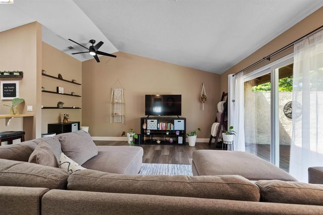 906 Villa Terrace, Brentwood, CA 94513