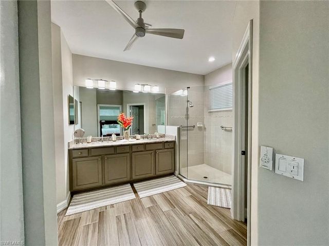 1628 Cayman CT 2, Naples, FL 34119