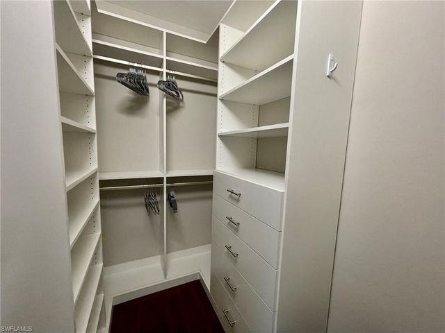 1628 Cayman CT 2, Naples, FL 34119