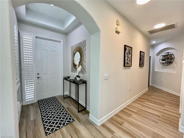 1628 Cayman CT 2, Naples, FL 34119