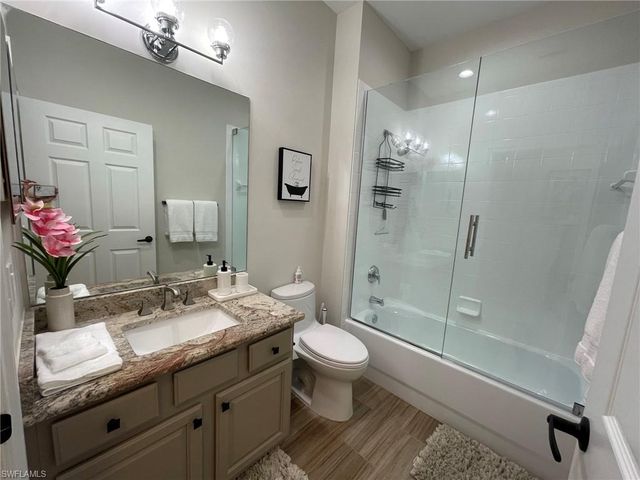 1628 Cayman CT 2, Naples, FL 34119