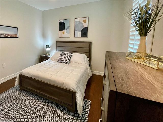 1628 Cayman CT 2, Naples, FL 34119