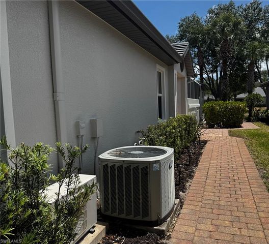 1628 Cayman CT 2, Naples, FL 34119