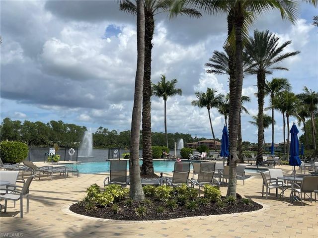 1628 Cayman CT 2, Naples, FL 34119