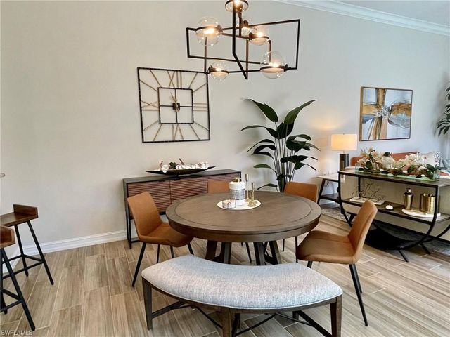 1628 Cayman CT 2, Naples, FL 34119