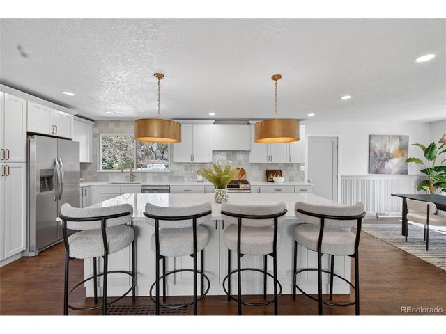 583 S Oneida Way, Denver, CO 80224