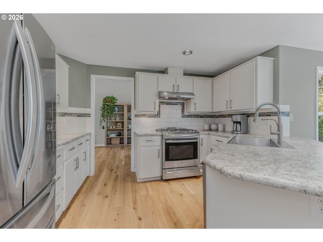 8020 Ne 101ST Cir, Vancouver, WA 98662