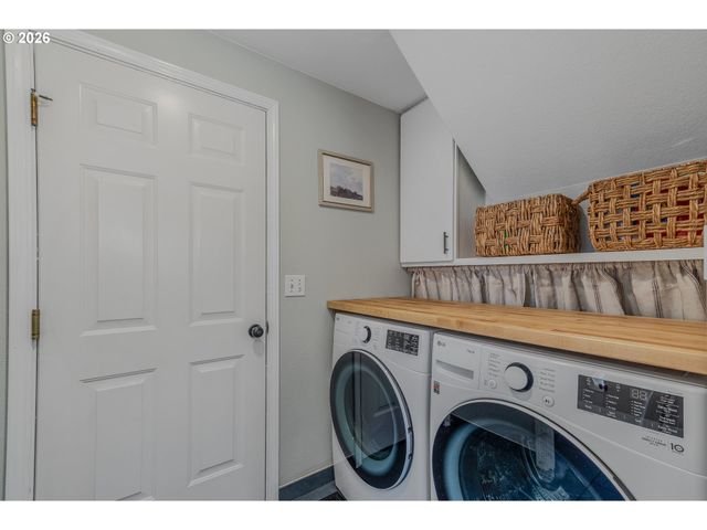 8020 Ne 101ST Cir, Vancouver, WA 98662