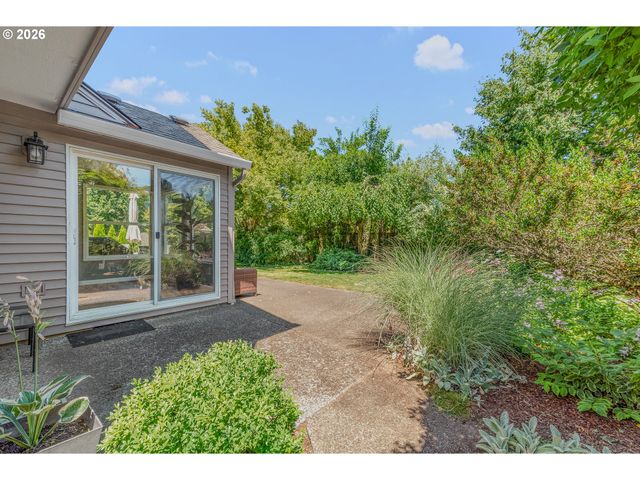 8020 Ne 101ST Cir, Vancouver, WA 98662