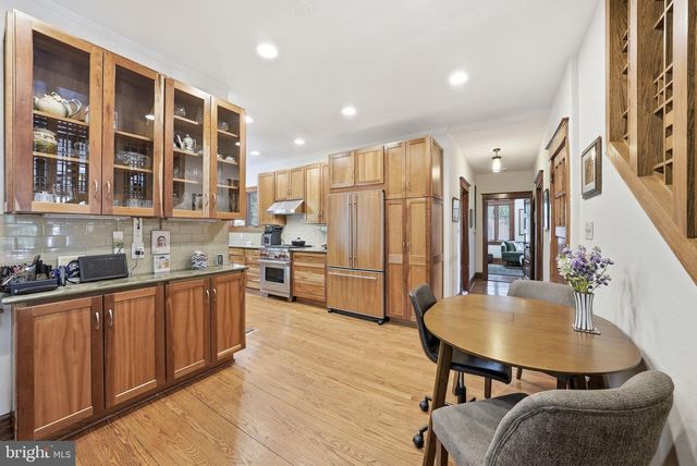 2817 24TH ST N, Arlington, VA 22207