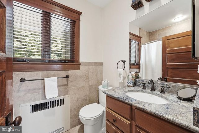 2817 24TH ST N, Arlington, VA 22207