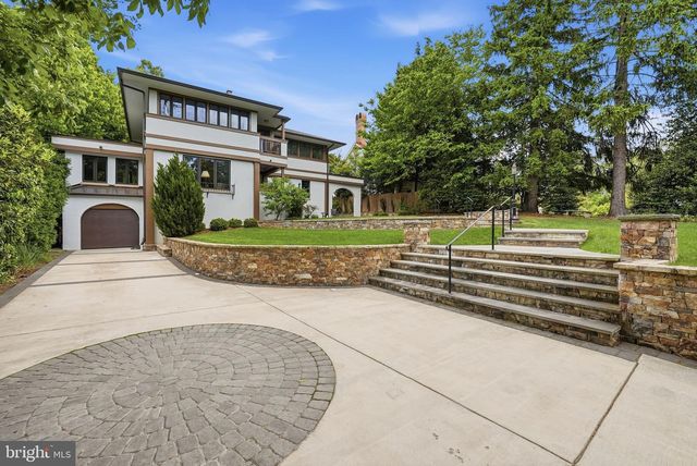2817 24TH ST N, Arlington, VA 22207