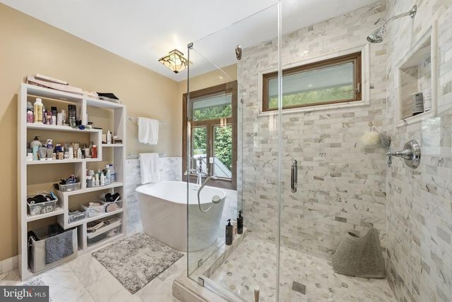 2817 24TH ST N, Arlington, VA 22207
