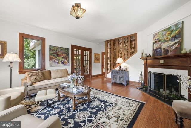 2817 24TH ST N, Arlington, VA 22207
