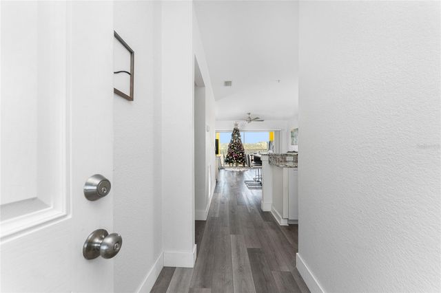 2140 HERON LAKE DRIVE 302, Punta Gorda, FL 33983