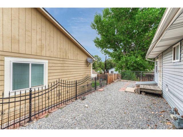 1158 S Navajo St, Denver, CO 80223
