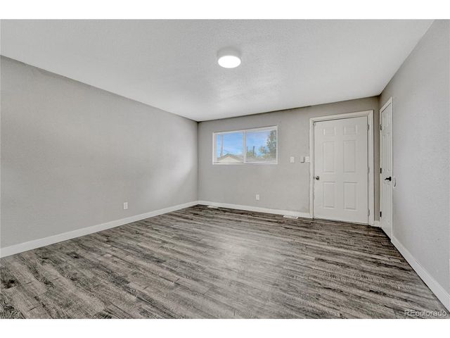 1158 S Navajo St, Denver, CO 80223