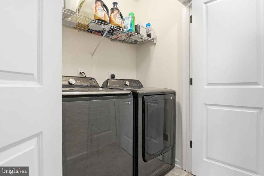 Image 20 of property listing at 2674 BROWNSTONE DR #LOT 215, Dover, PA 17315