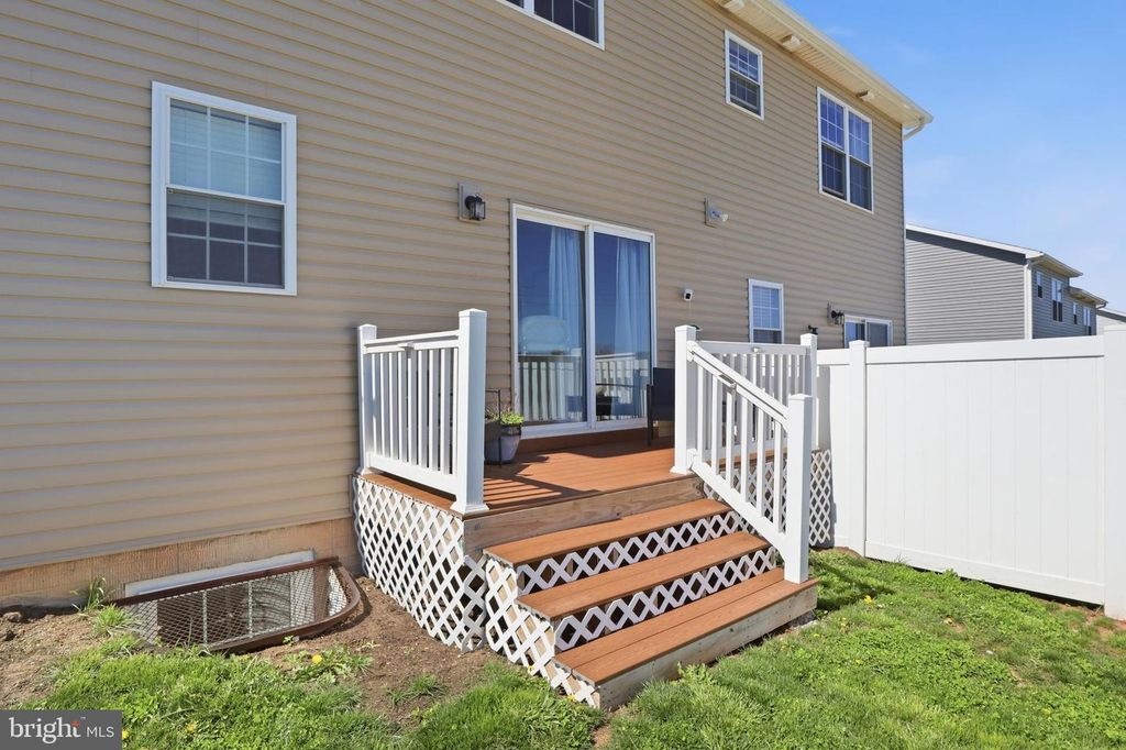 Image 28 of property listing at 2674 BROWNSTONE DR #LOT 215, Dover, PA 17315