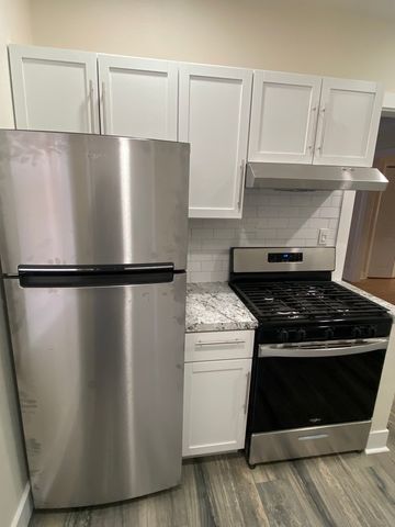 2210 E 70th Street 1, Chicago, IL 60649