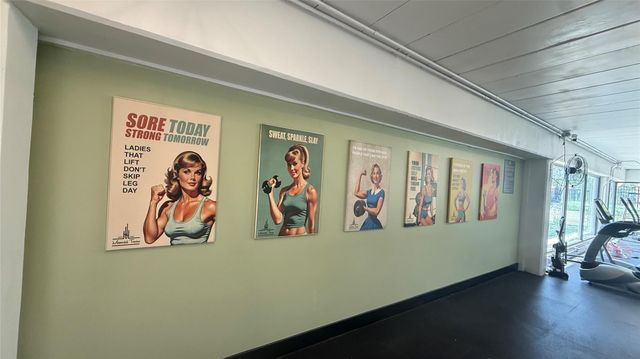 5400 Memorial Drive 812, Houston, TX 77007